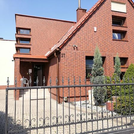 Pokoje Goscinne Z Prywatna Lazienka Dla Firm Gliwice Luaran gambar